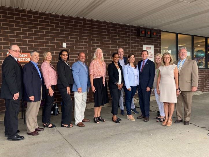 Blumenthal and U.S. Representative Jahana Hayes (D-CT) joined United Way of Western Connecticut in celebrating their $1.2 million grant to support working families.